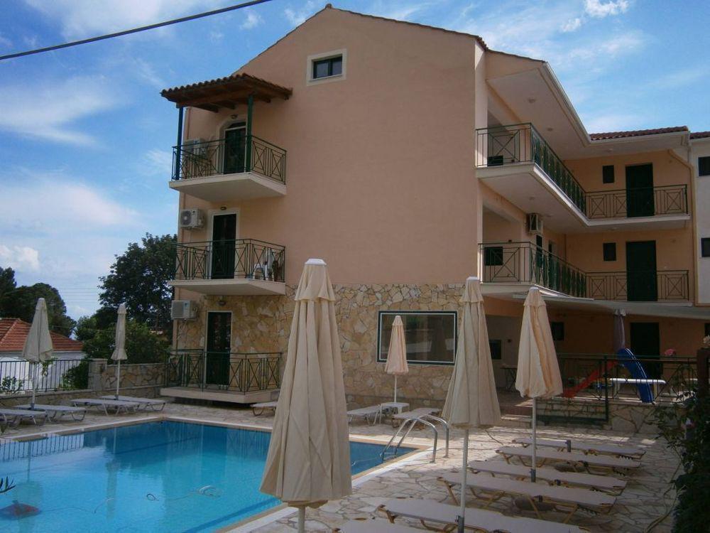 Petros Studios Poros  Exteriör bild