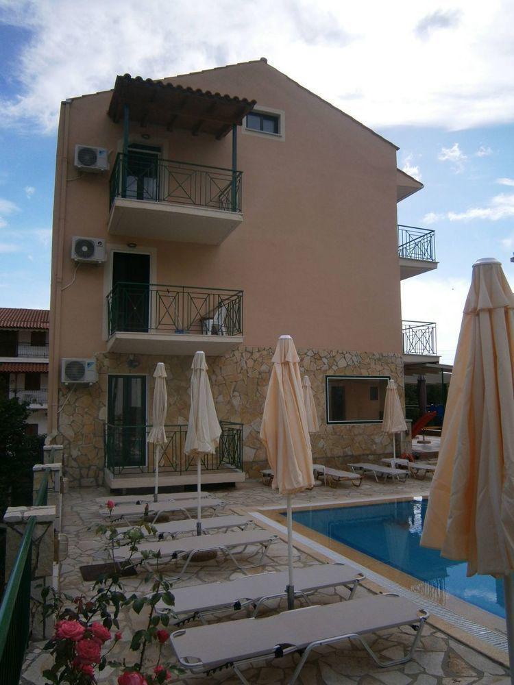 Petros Studios Poros  Exteriör bild